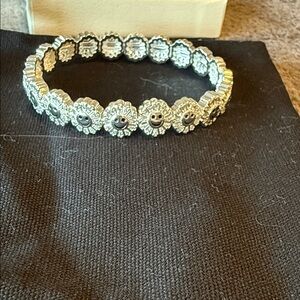 Lisa Gozlan Daisy Bracelet